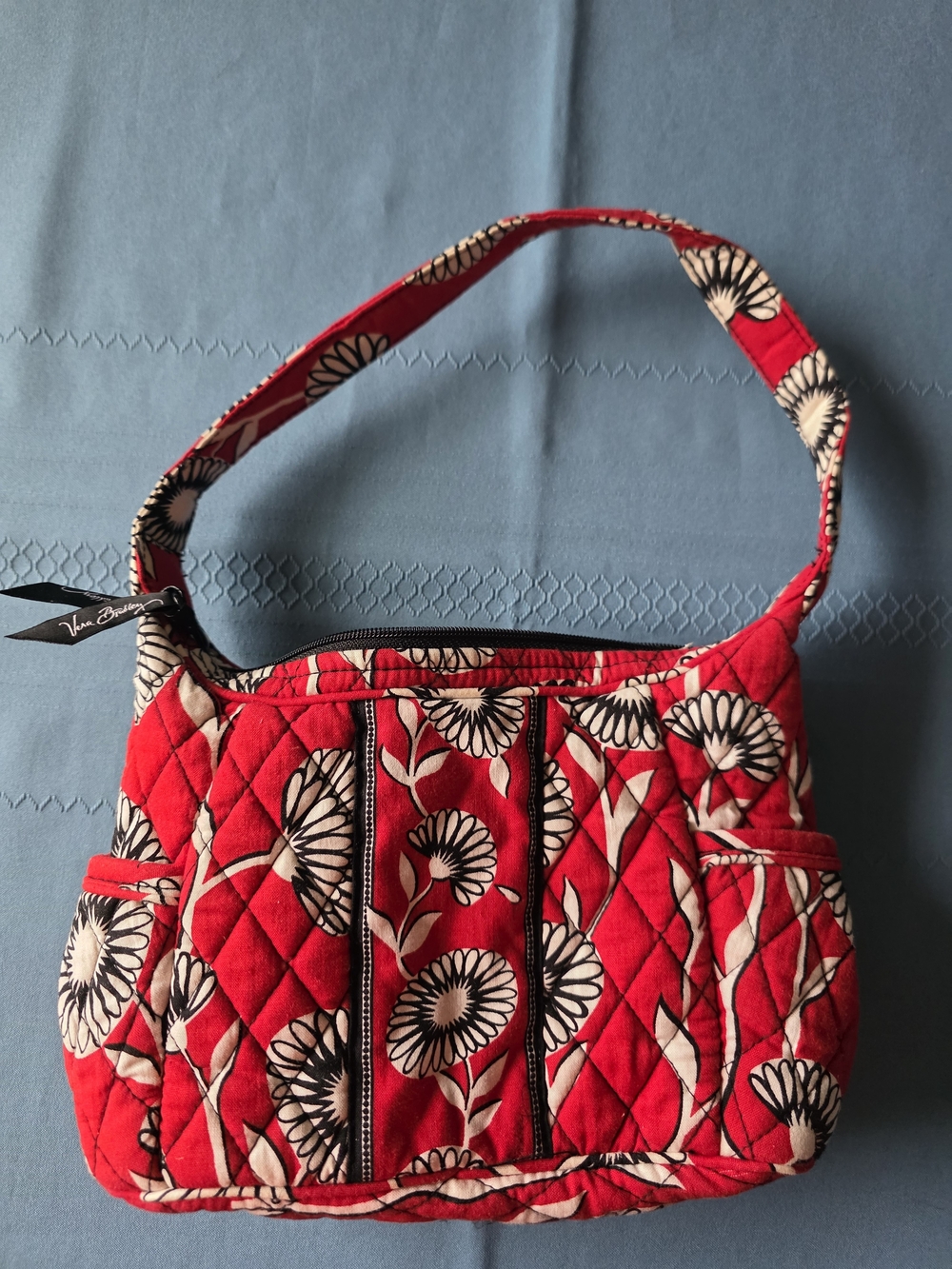 Vera Bradley "Sophie" Shoulder Bag Handbag - Retired Deco Daisy Pattern (2011)